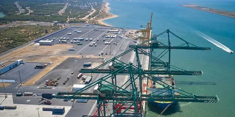 Tendencia del hidrógeno verde en puerto marítimo