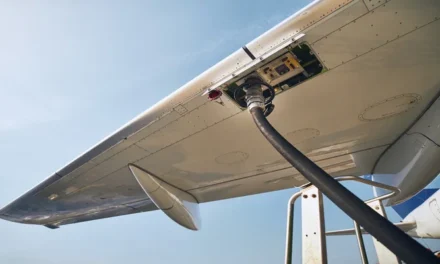 Combustible de aviación para almacenar hidrógeno
